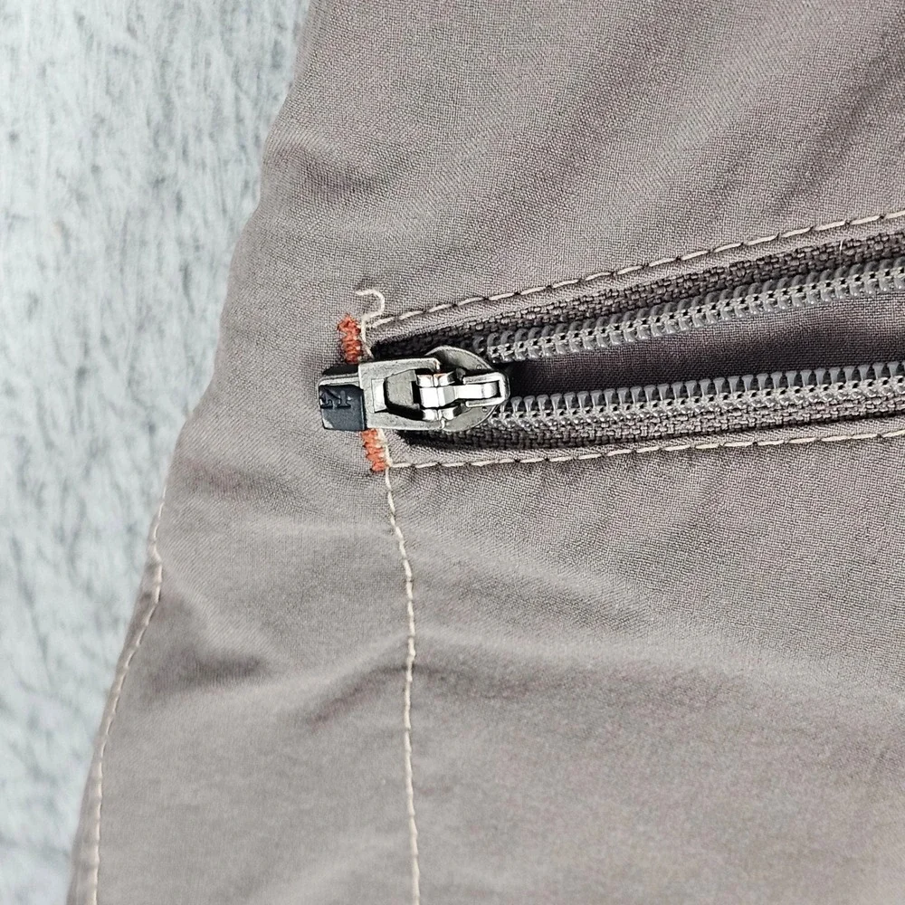 REI Cargo Shorts Womens 8 Taupe Sahara Hiking UPF 30+ Belted Outdoor 731465
